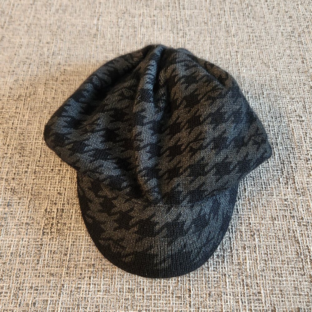 Ladies ROXY beanie cap